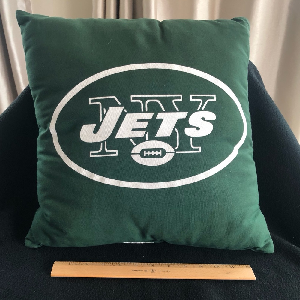 New York Jets Throw Pillow